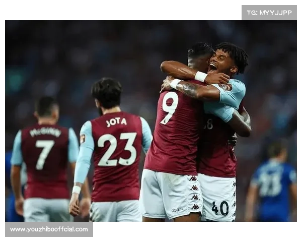 那不勒斯2-0维罗纳：卫冕冠军主场强势，保级队客场疲软